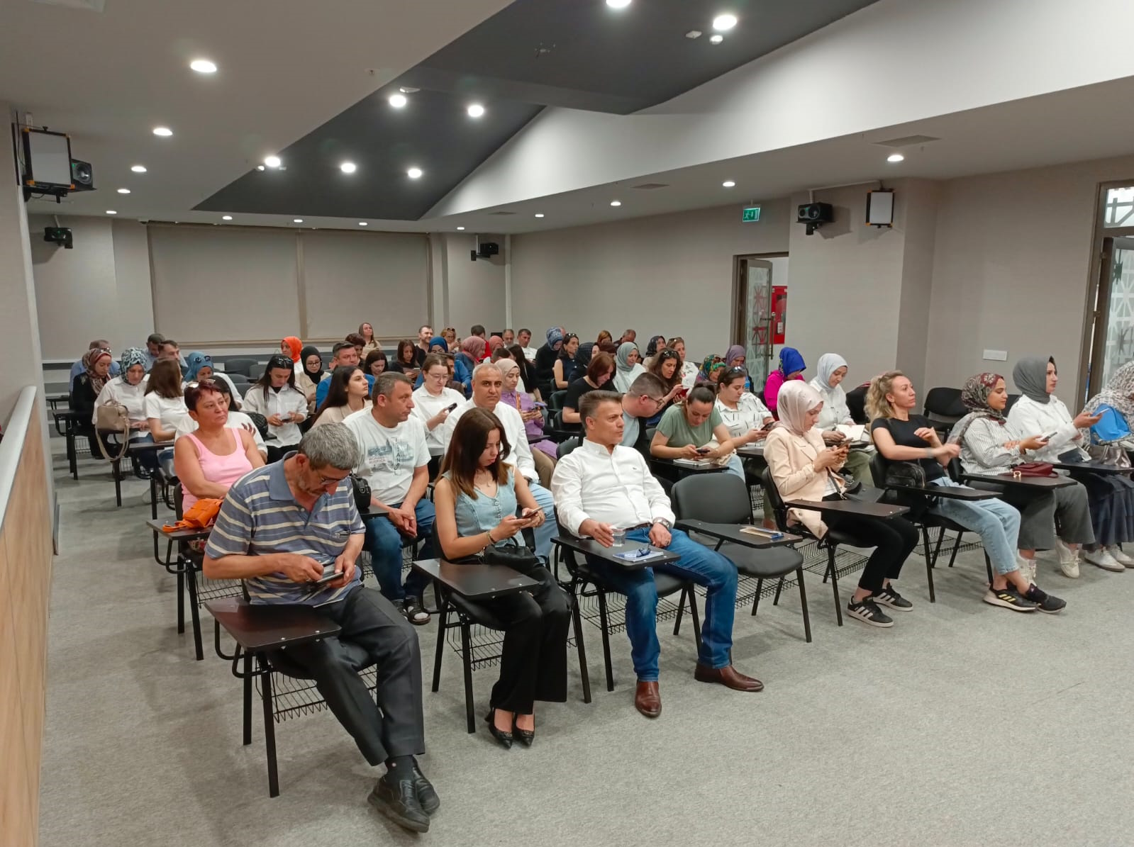 Büyükşehir’den Muhtarlara Personel Desteği