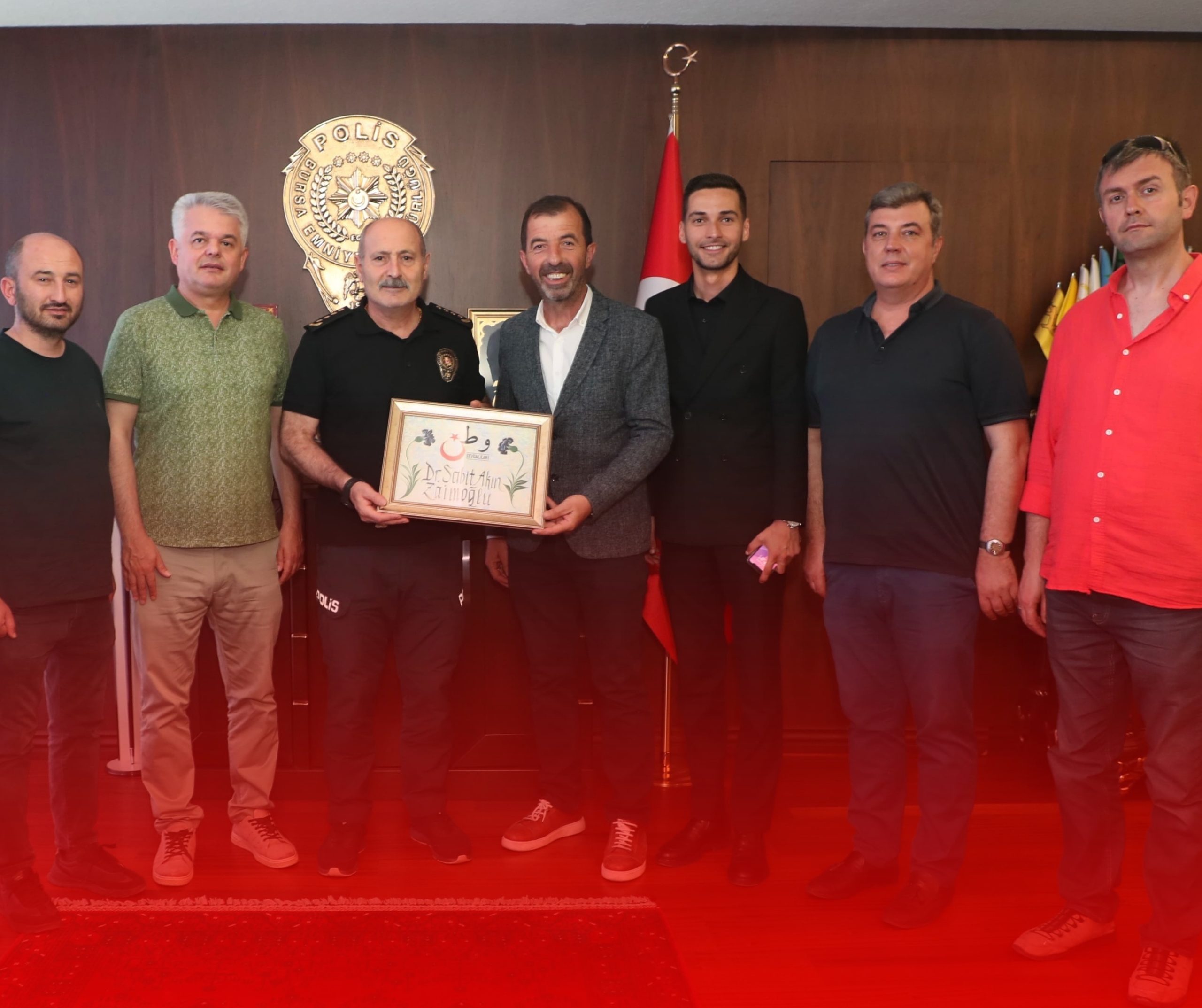 Vatan Sevdalılarından Emniyete Gönül Köprüsü