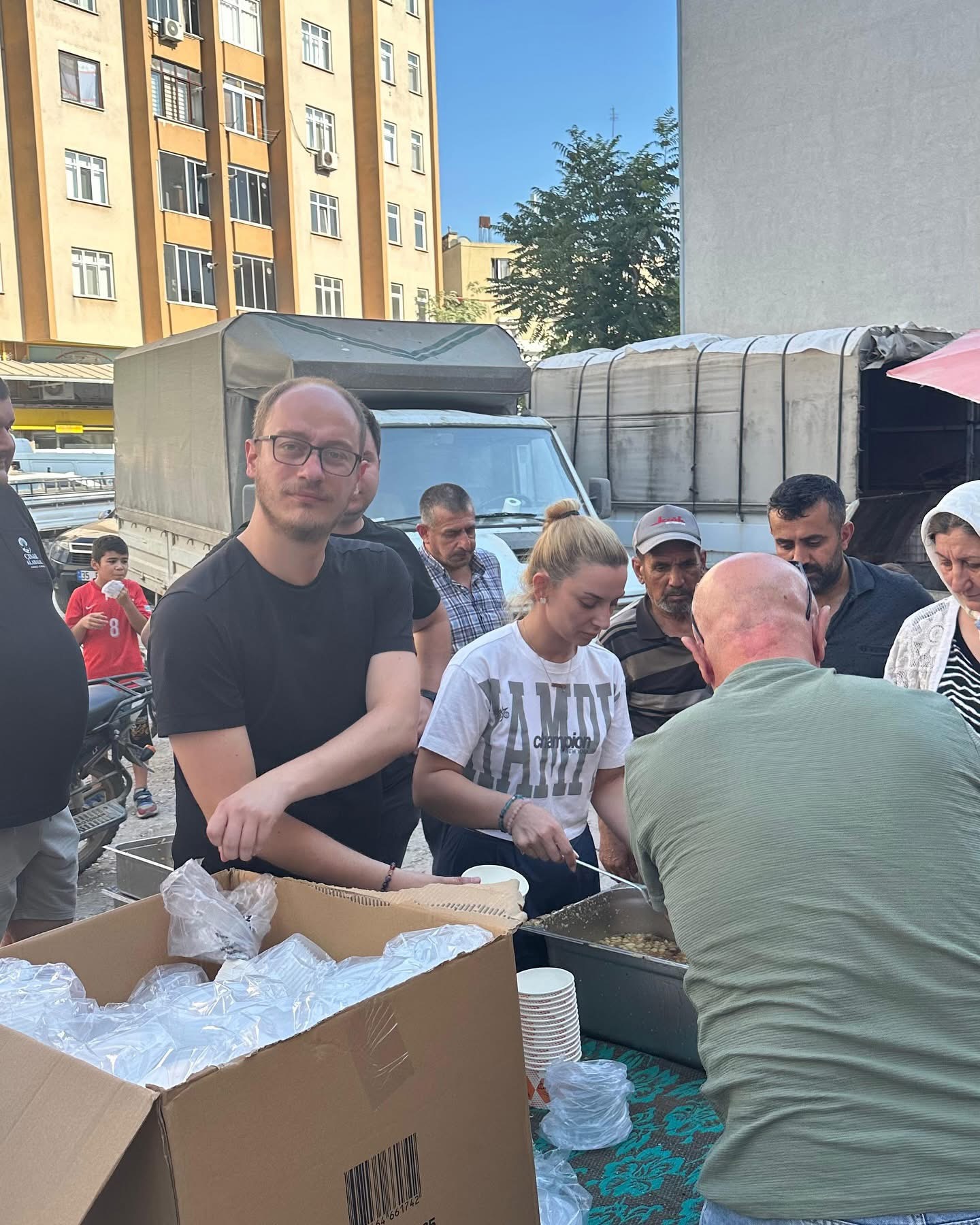 Muharrem Ayı’nın Bereketi Karacabey’de Paylaşıldı