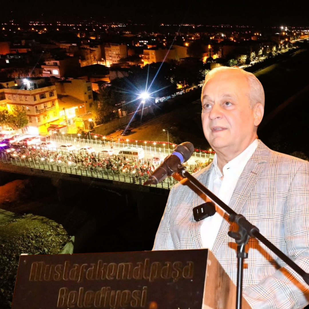 Başkan Erdem, 30 Ağustos Coşkusunu Vatandaşlarla Paylaştı