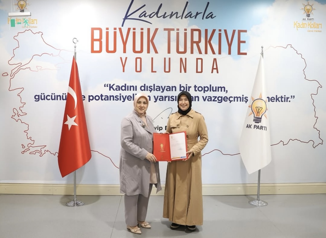 Teşkilatın Emektar İsmi Azime Cengiz, Başkanlık Koltuğunda