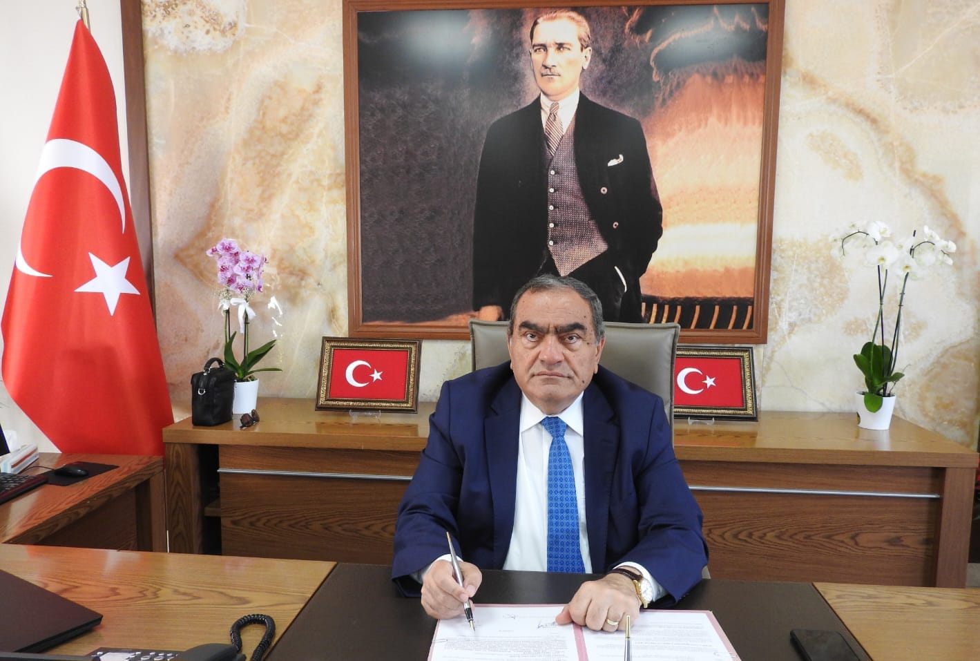 Mustafakemalpaşa Kaymakamı Mehmet Okur’dan 30 Ağustos Zafer Bayramı Mesajı