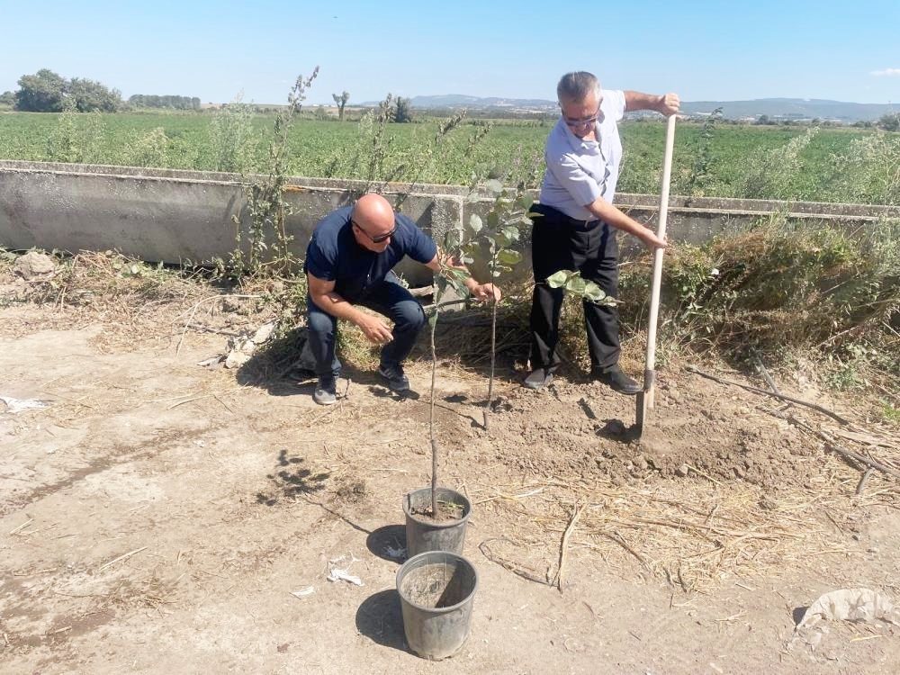 “Hüseyin Öğretmenden Doğaya 40 Bin Dokunuş”