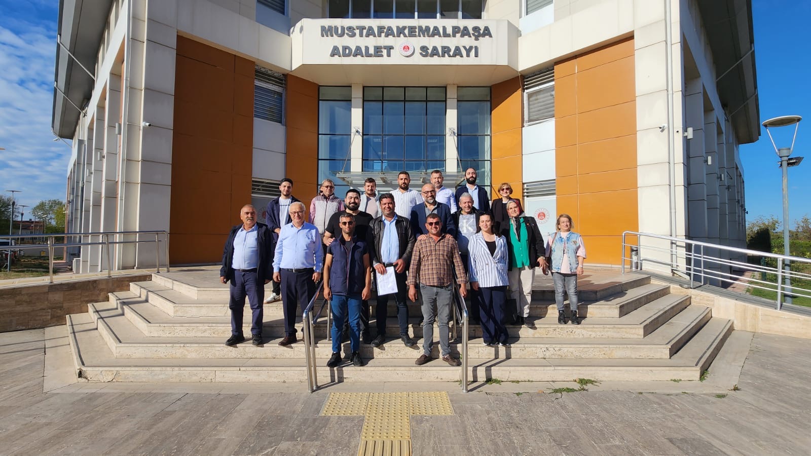 CHP’de Zafer Resmileşti: Demir ve Ekibi Mazbatalarını Aldı