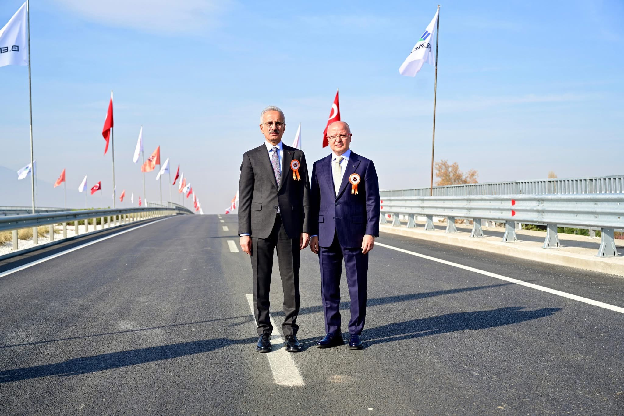 İNEGÖL GİRİŞ KAVŞAĞI HİZMETE AÇILDI