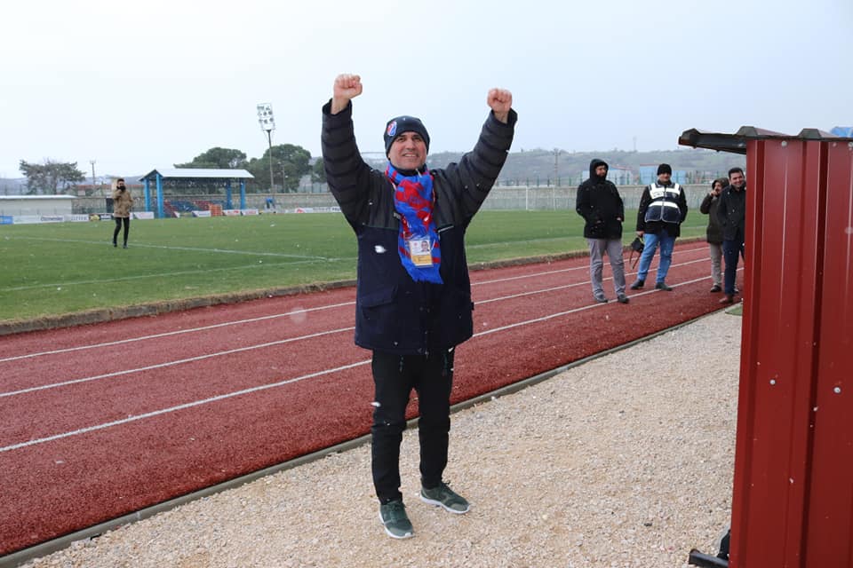 PAŞA’NIN EFSANESİ SAVAŞ AKGÜN, BAL SAHNESİNDE