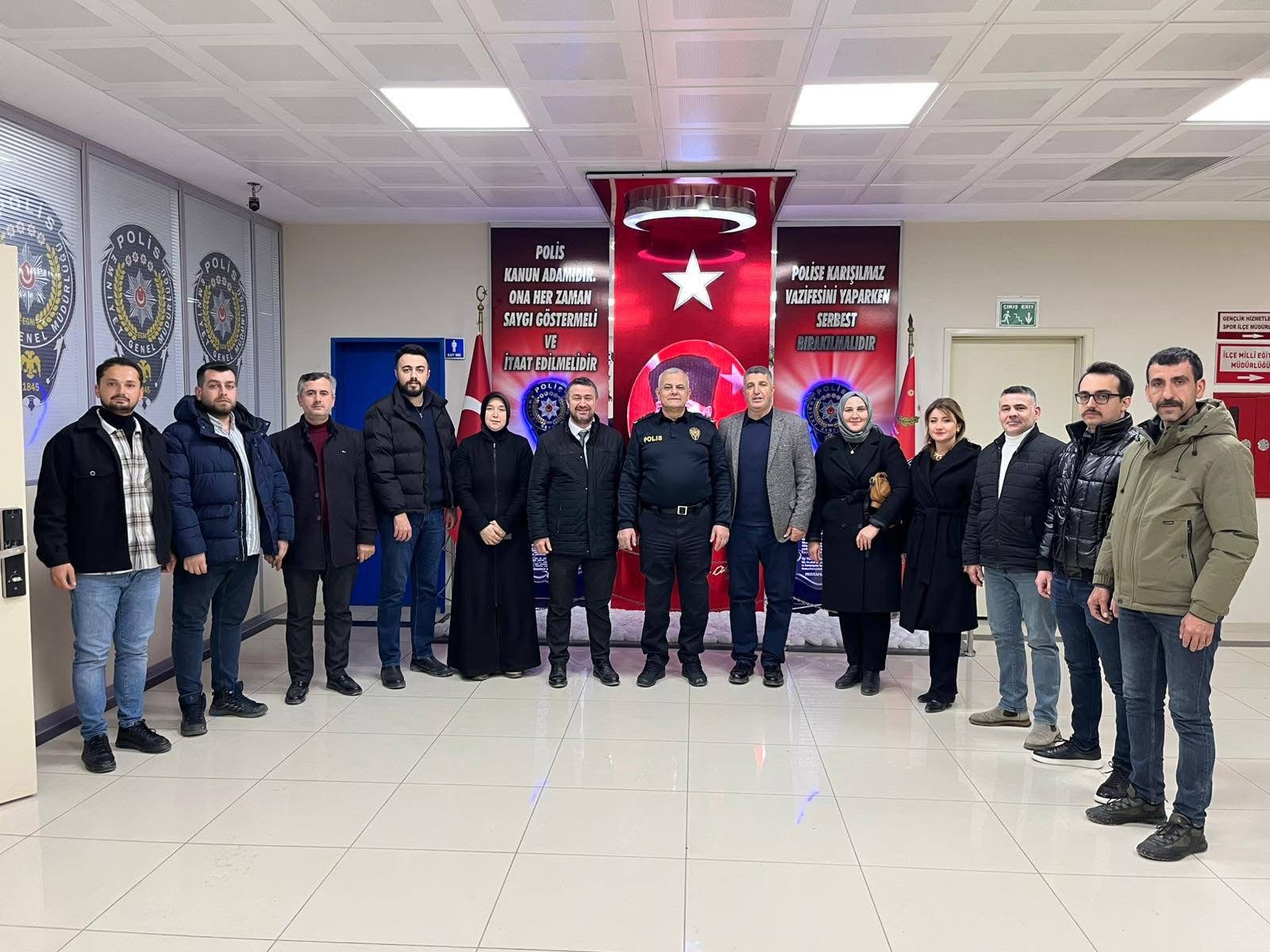 CUMHUR İTTİFAKI’NDAN GÖREV BAŞINDAKİ KAHRAMANLARA YENİ YIL ZİYARETİ