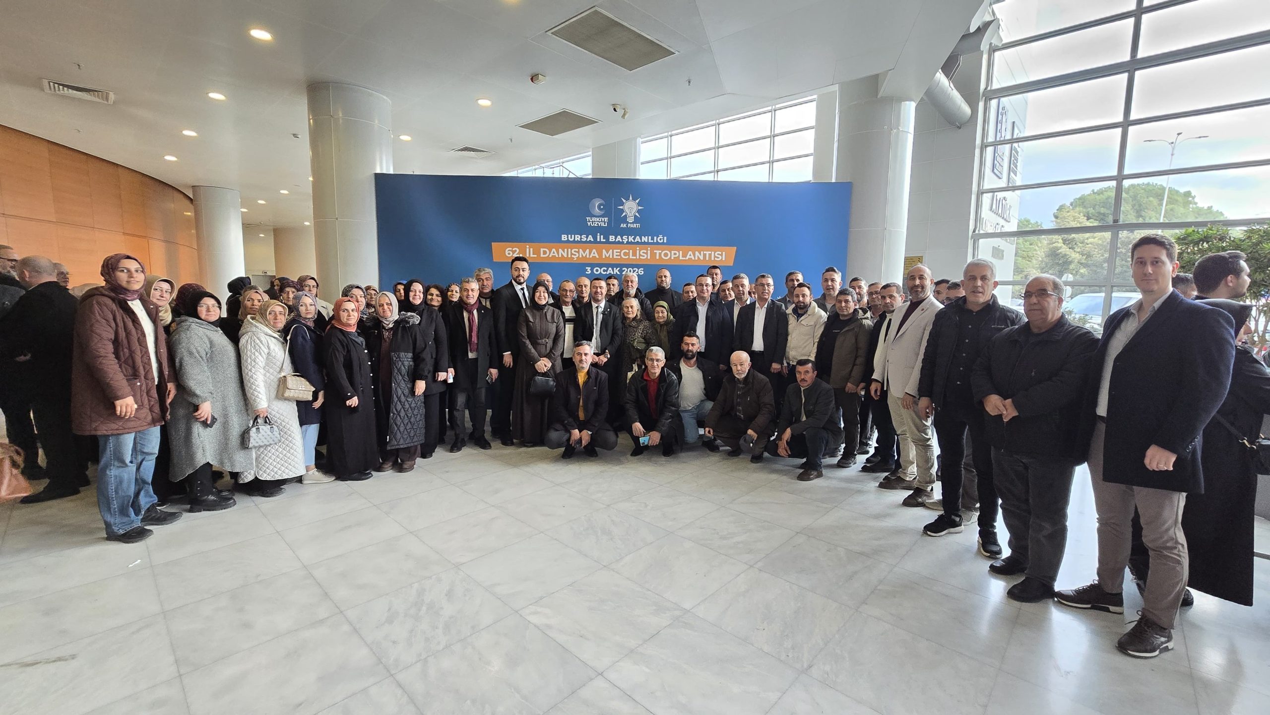 DANIŞMA MECLİSİ’NDE ‘MUTLU’ TABLO