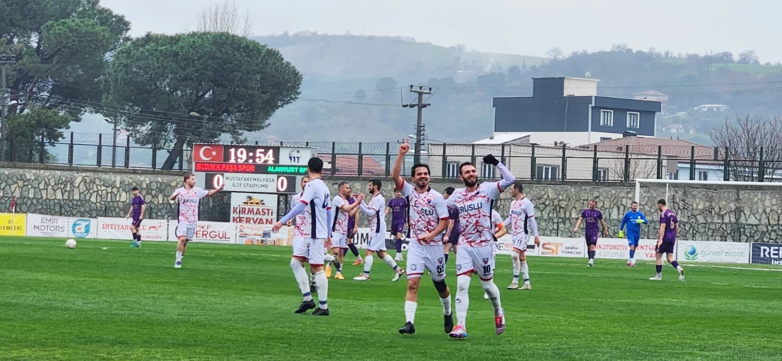 Bu Lig Paşa’ya Dar Geliyor! 