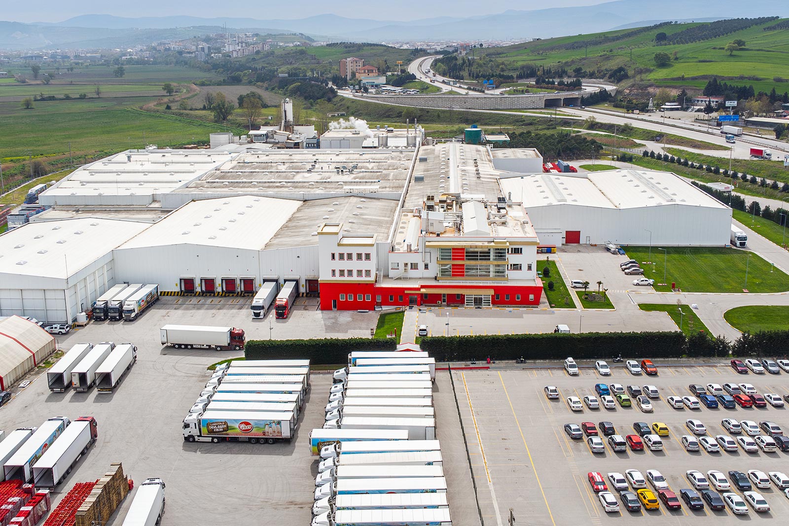 Mustafakemalpaşa’nın Gururu Eker’den Şeffaflık ve Güven Vurgusu