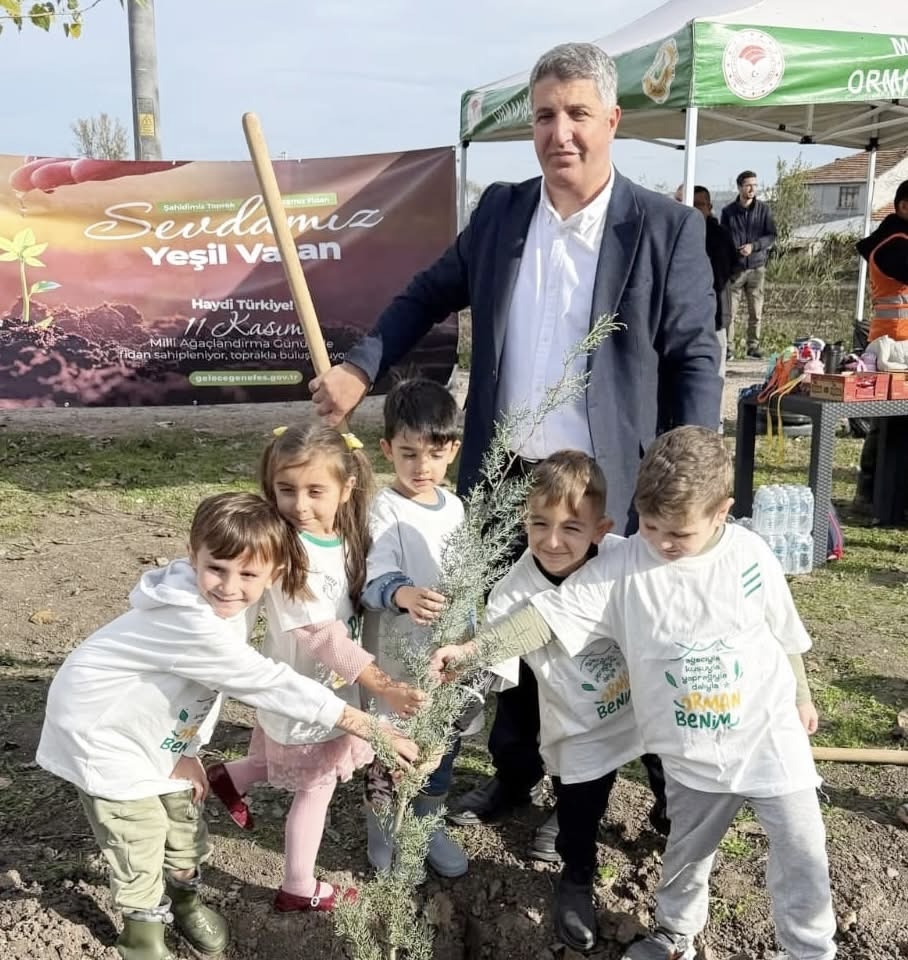 BAŞKAN BULDU:VATAN SEVGİSİYLE BÜYÜYEN NESİLLER TÜRKİYE’Yİ YÜKSELTECEK