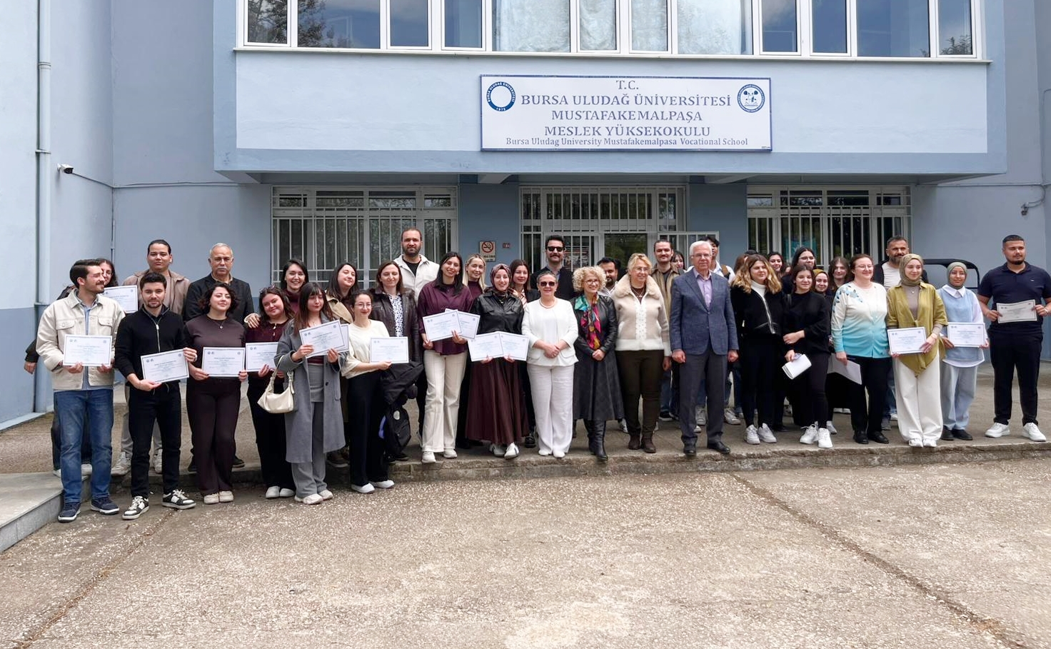 BAŞARI BELGELERİ SAHİPLERİNİ BULDU